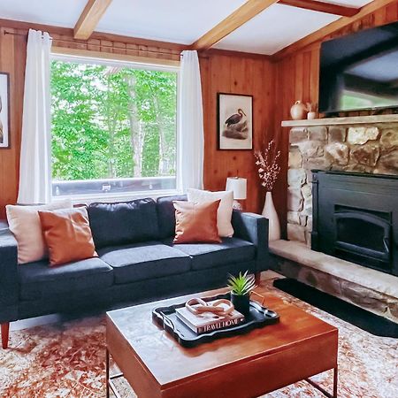 Stylish And Cozy Cabin, Walking Distance To Big Bass Lake Gouldsboro Dış mekan fotoğraf
