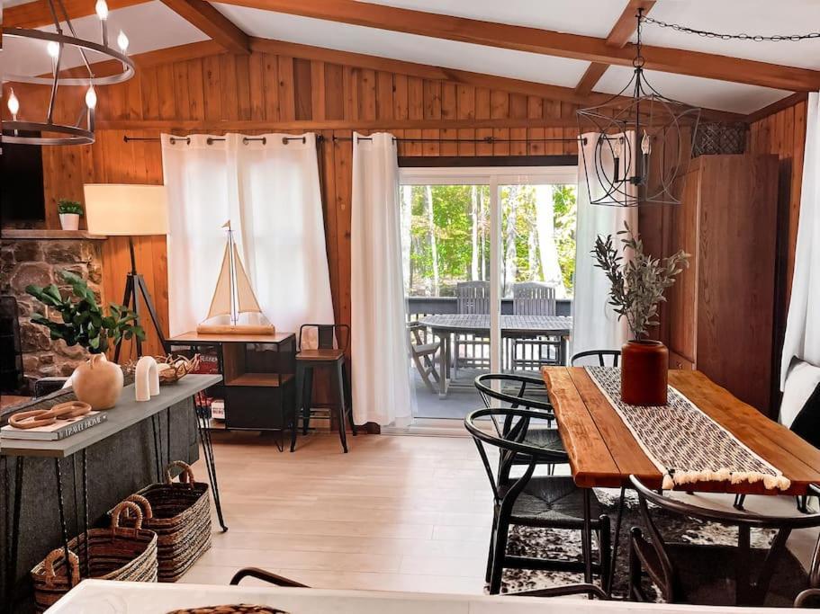 Stylish And Cozy Cabin, Walking Distance To Big Bass Lake Gouldsboro Dış mekan fotoğraf