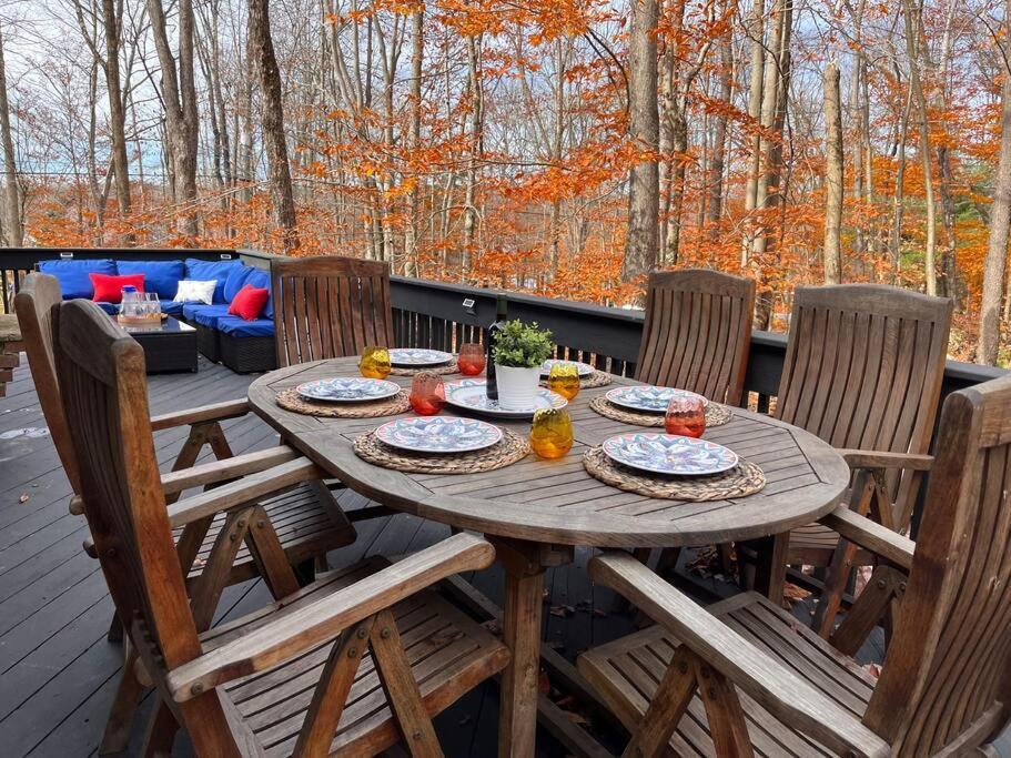 Stylish And Cozy Cabin, Walking Distance To Big Bass Lake Gouldsboro Dış mekan fotoğraf