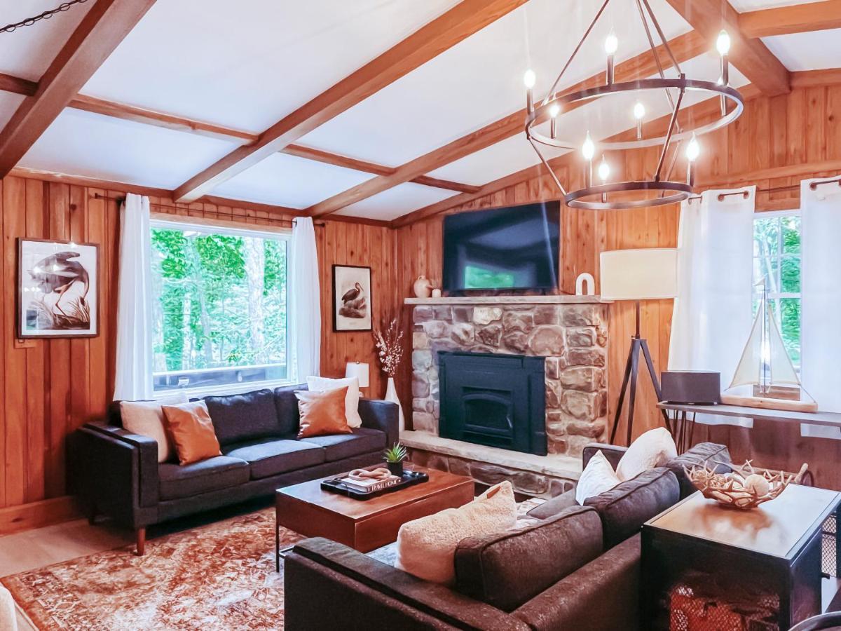 Stylish And Cozy Cabin, Walking Distance To Big Bass Lake Gouldsboro Dış mekan fotoğraf